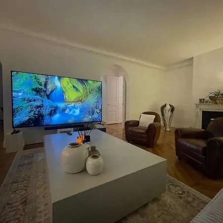 Superbe 200m2 Malesherbes 아파트 파리